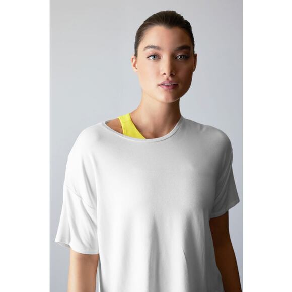 JOSIE NATORI Women's Layering Elements Boxy Tee M White Stretch Round Neck NWOT - Picture 2 of 9